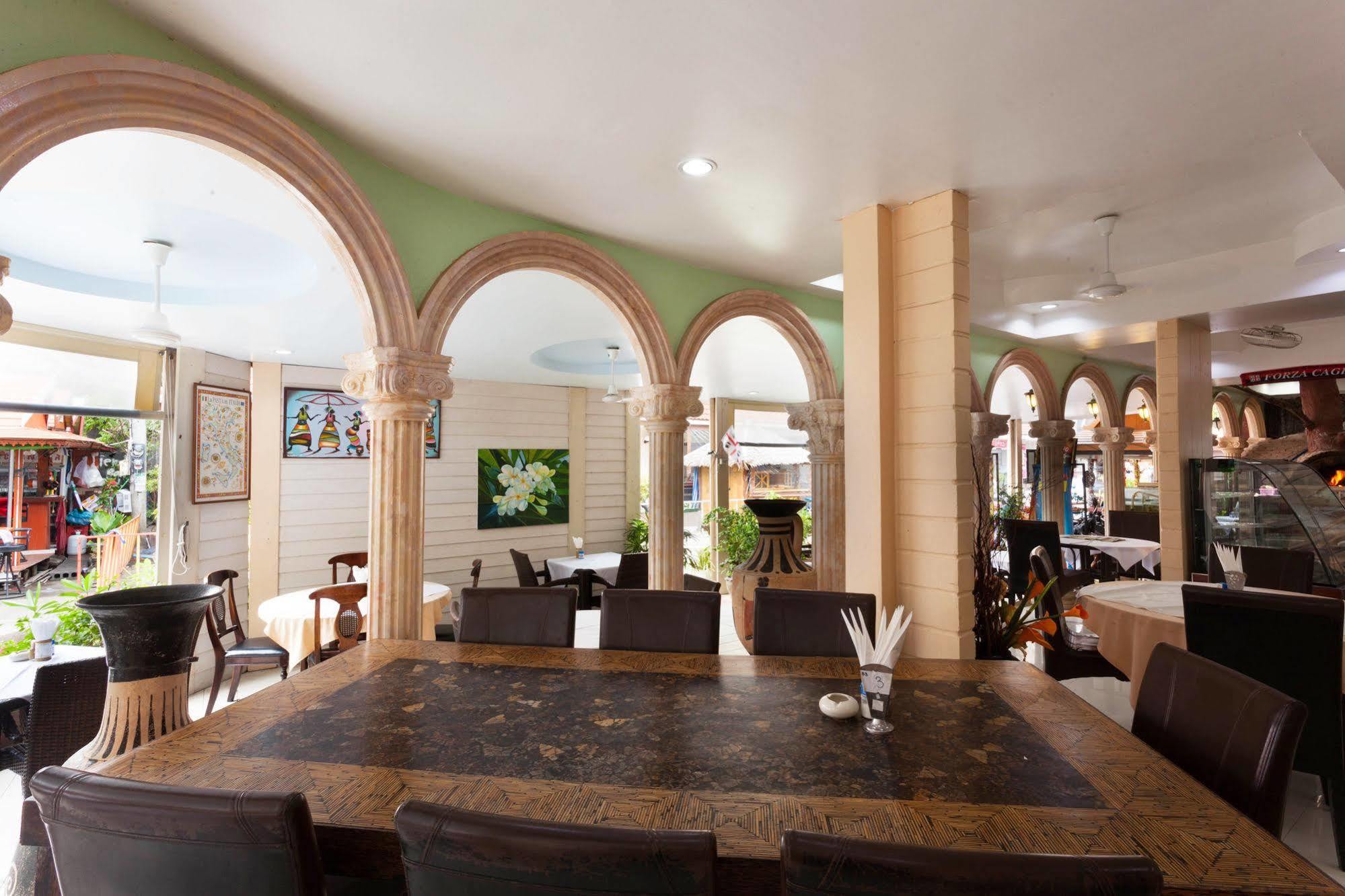 Da Mario & Restaurant 2* Карон